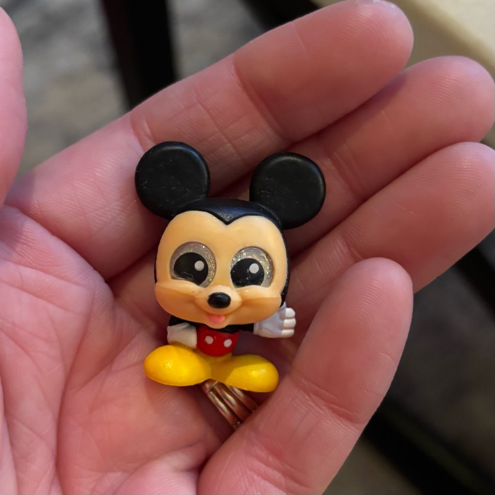❗️Disney Doorables Rare Figurines Series 5 - Rapunzel Jessie Buttercup Mickey - Picture 6 of 6